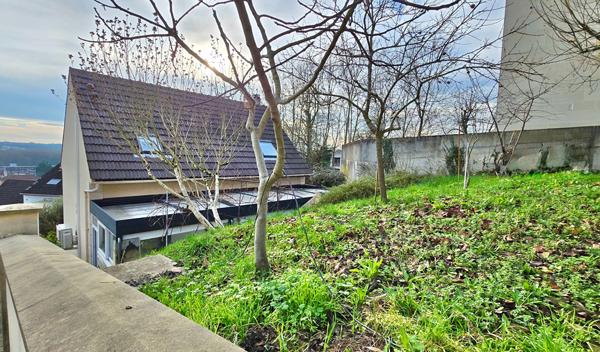 MAISON FAMILIALE 4 PIÈCES 100 M²  ATHIS MONS, CALME ET PROXIMITÉ RER