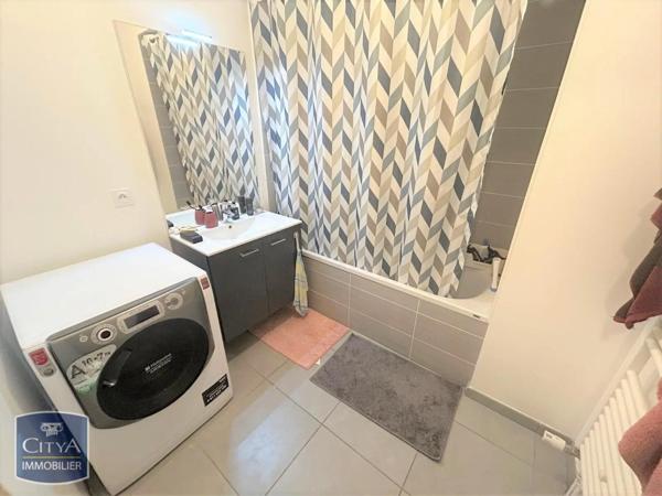 Appartement à louer 3 pièces 64.78m²