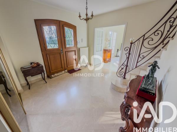 Maison à vendre 7 pièces 207 m² Lamorlaye