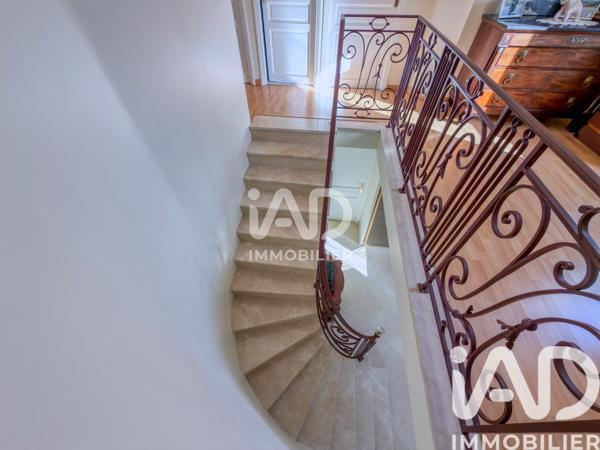 Maison à vendre 7 pièces 207 m² Lamorlaye
