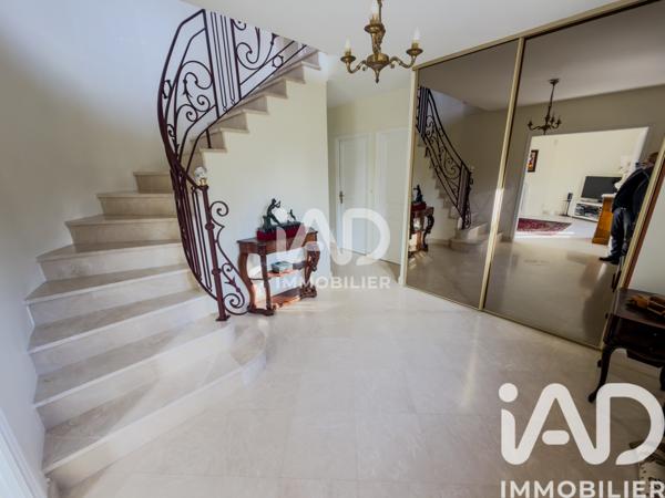 Maison à vendre 7 pièces 207 m² Lamorlaye
