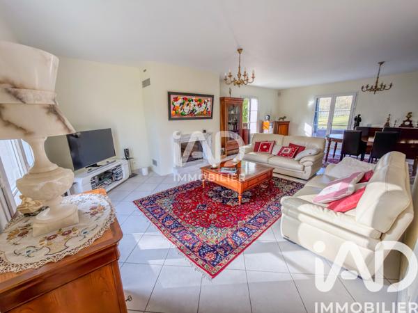 Maison à vendre 7 pièces 207 m² Lamorlaye