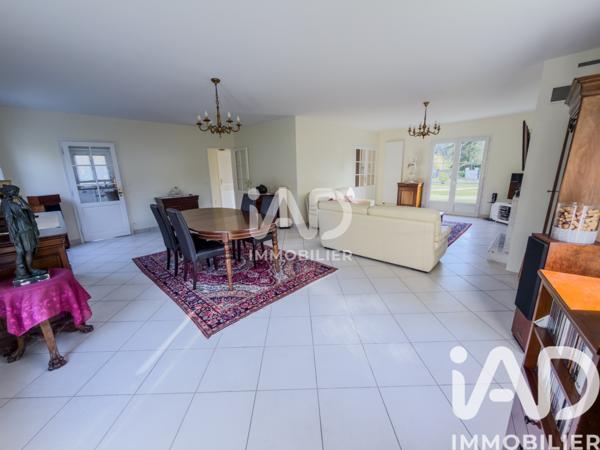 Maison à vendre 7 pièces 207 m² Lamorlaye