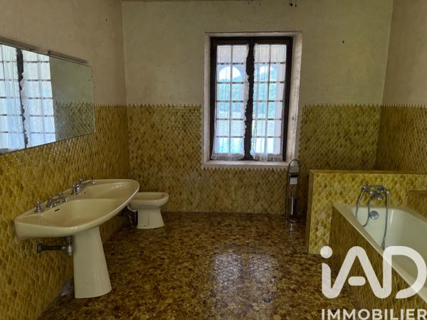 Maison à vendre 20 pièces 800 m² La Celle-les-Bordes