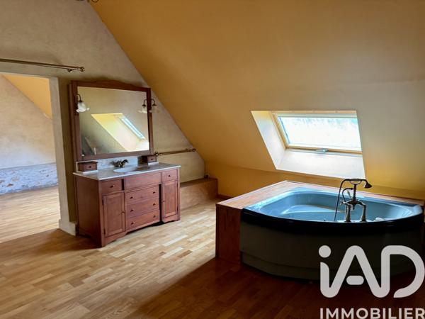 Maison à vendre 20 pièces 800 m² La Celle-les-Bordes