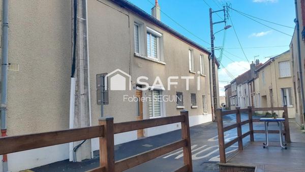 Maison de centre bourg intégralement rénovée avec possibilité de créer 2 à 3 appartements supplémentaires