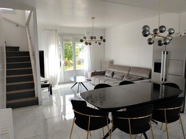 Maison à vendre 140 400 € Château-Renault 4 p 74 m² DPE D