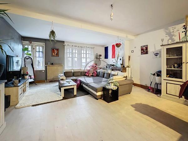 Vente Immeuble 7 pièces 188 m2 à Saint-Quentin