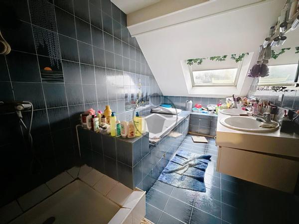 Vente Immeuble 7 pièces 188 m2 à Saint-Quentin