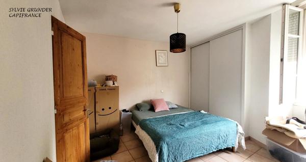 Appartement dans immeuble bourgeois T2  56m² SALON DE PROVENCE (13)