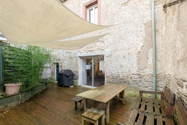 Maison de bourg à vendre à Piré-Chancé ? Centre-ville ? 180 m² ? Jardin ? Garage