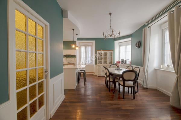 Maison de bourg à vendre à Piré-Chancé ? Centre-ville ? 180 m² ? Jardin ? Garage