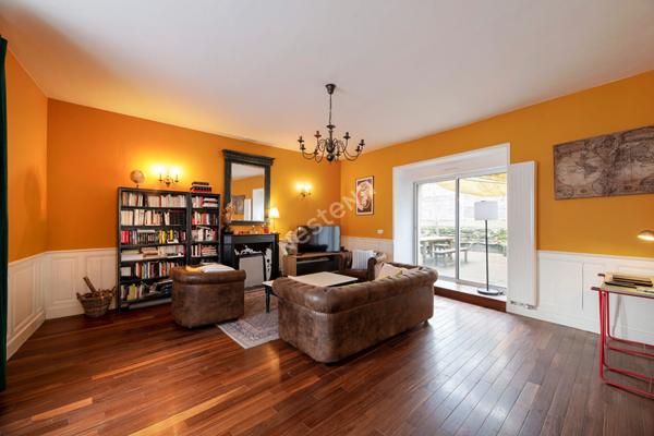 Maison de bourg à vendre à Piré-Chancé ? Centre-ville ? 180 m² ? Jardin ? Garage