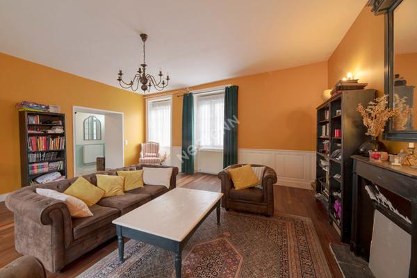 Maison de bourg à vendre à Piré-Chancé ? Centre-ville ? 180 m² ? Jardin ? Garage