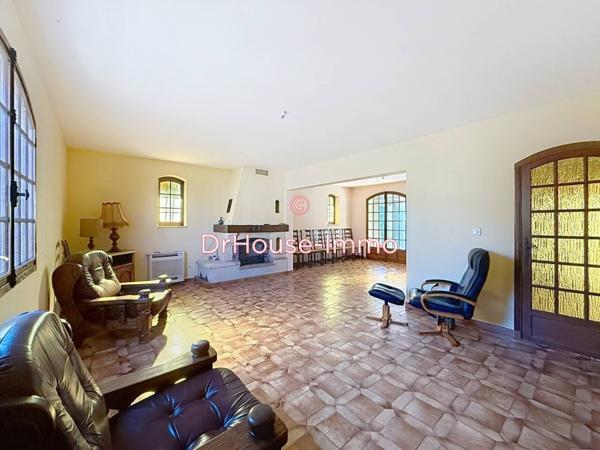 Maison à vendre 9 pièces de 196 m²