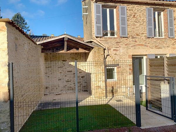 Maison Mareuil Sur Lay Disais- Ensemble immobilier-