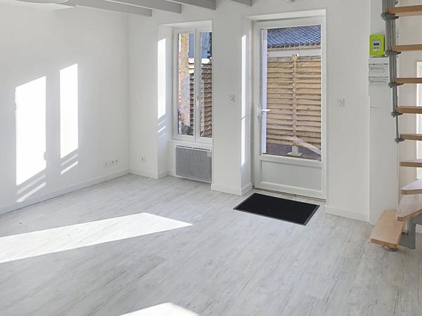 Maison Mareuil Sur Lay Disais- Ensemble immobilier-