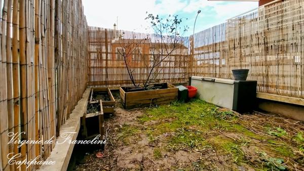 Bas de Montreuil-5mn métro Croix de chavaux L9-A vendre appartement 2 p-1er étage-JARDIN-TERRASSE-Immeuble 2015