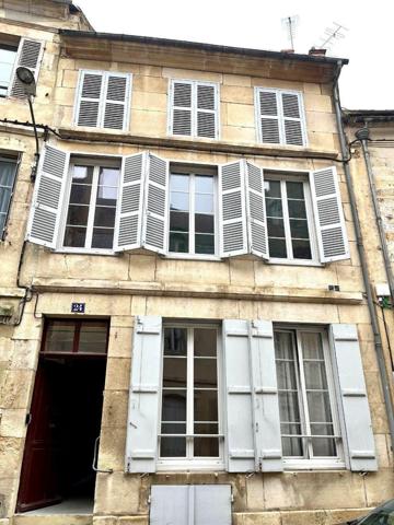 Immeuble à vendre à Avallon dans l'Yonne (89200), ref : 89099/140660   
Centre Ville