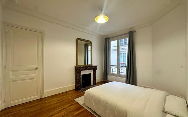 Appartement à louer    1 pièce • 26,52 m2 Paris 4