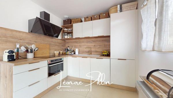 Maison
         4 pièces
        - 90 m² Exclusivité 330 000 € *