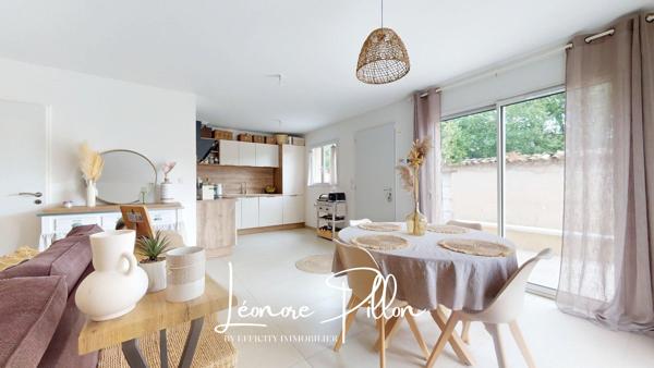 Maison
         4 pièces
        - 90 m² Exclusivité 330 000 € *