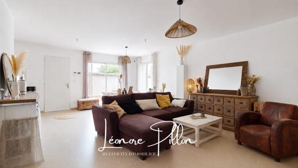 Maison
         4 pièces
        - 90 m² Exclusivité 330 000 € *
