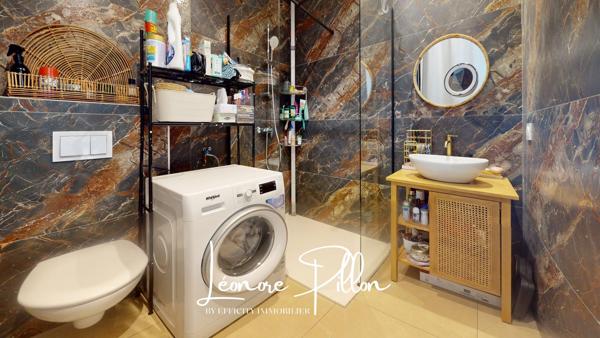 Maison
         4 pièces
        - 90 m² Exclusivité 330 000 € *