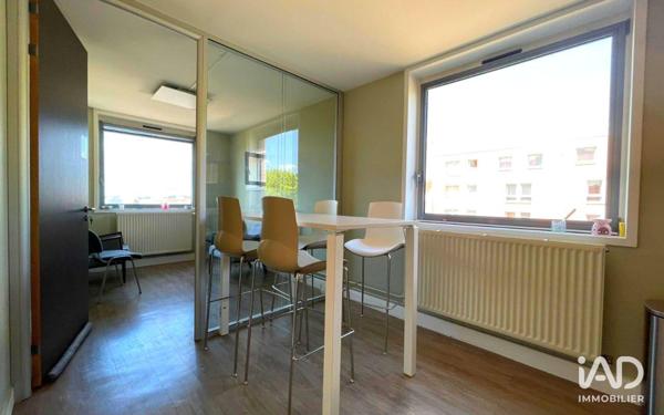 Location bureaux 179 m² Évry-Courcouronnes
