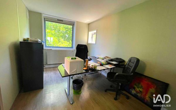 Location bureaux 179 m² Évry-Courcouronnes