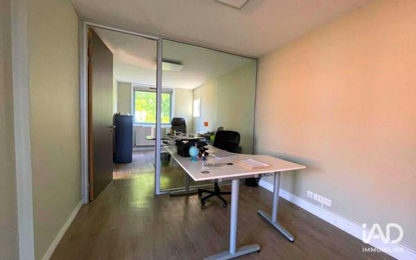 Location bureaux 179 m² Évry-Courcouronnes