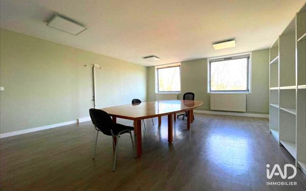 Location bureaux 179 m² Évry-Courcouronnes