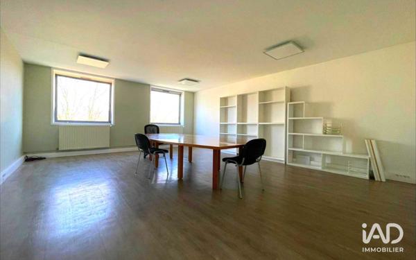 Location bureaux 179 m² Évry-Courcouronnes