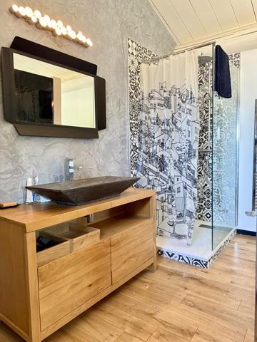 Castelnau-le-Lez (34170) Magnifique villa de 160m2, garage 40m2,sur terrain de 700m2