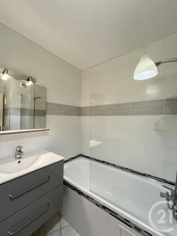 Appartement F2 à vendre  2 pièces - 47,04 m2 ELANCOURT - 78