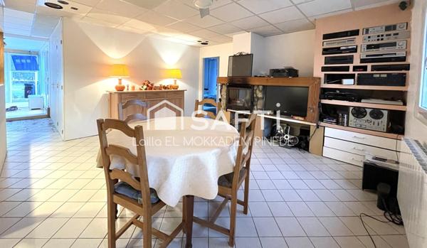 Maison avec grand terrain et rivière