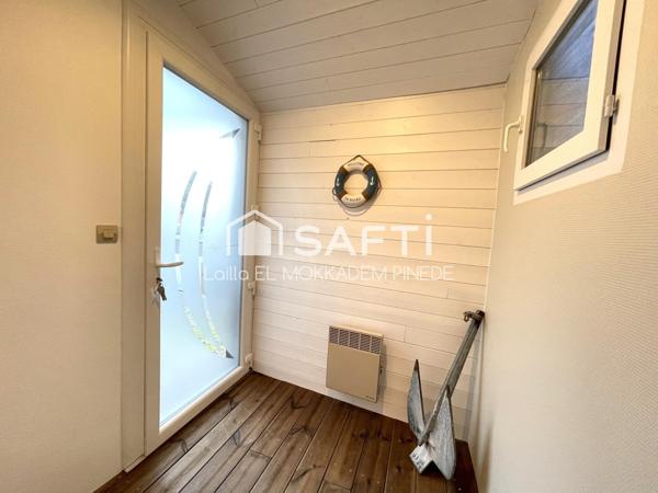 Maison avec grand terrain et rivière