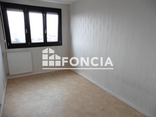 Location Appartement 3 pièces 62.96 m² - RESIDENCE DU CHATEAU TOUR C Echirolles 38130