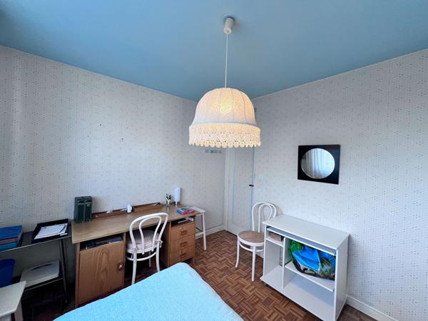 À Vendre , T3 à Pont-de-Chéruy ,73,76 m² avec parking et cave