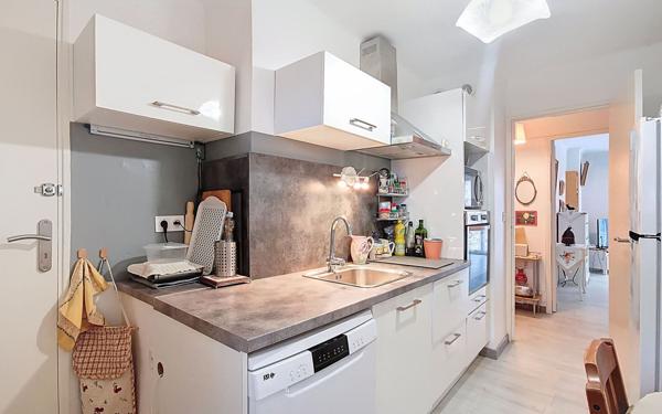 Appartement à vendre    3 pièces • 52,69 m2 Toulon