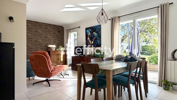 Maison
         5 pièces
        - 104 m² Exclusivité