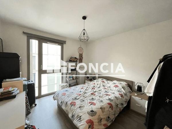 Location Appartement 2 pièces 46.16 m² - 12 RUE DU PLATEAU DES GLIERES Saint-etienne 42100