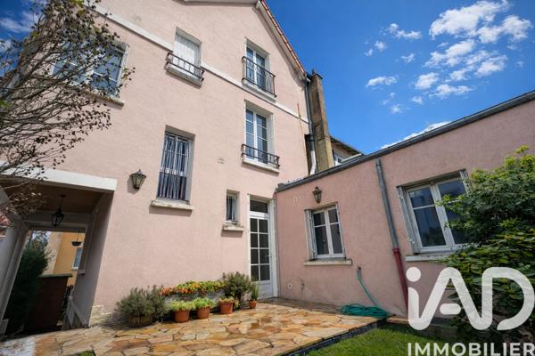 Maison à vendre 6 pièces 123 m² Chaville