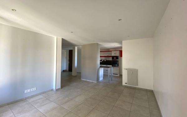 Appartement à vendre    2 pièces •  Saint-Marcellin