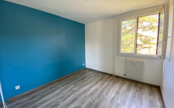 Appartement à vendre    2 pièces •  Saint-Marcellin