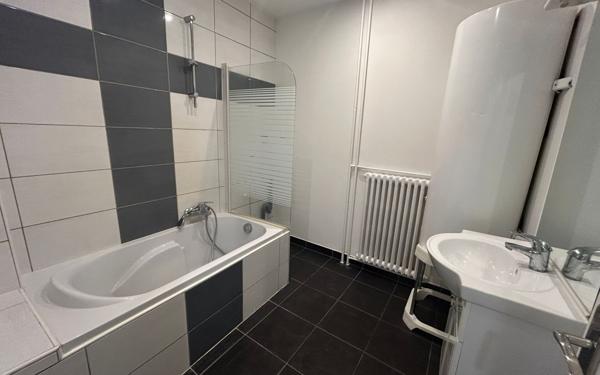 Appartement à vendre    5 pièces • 107,65 m2 Hayange