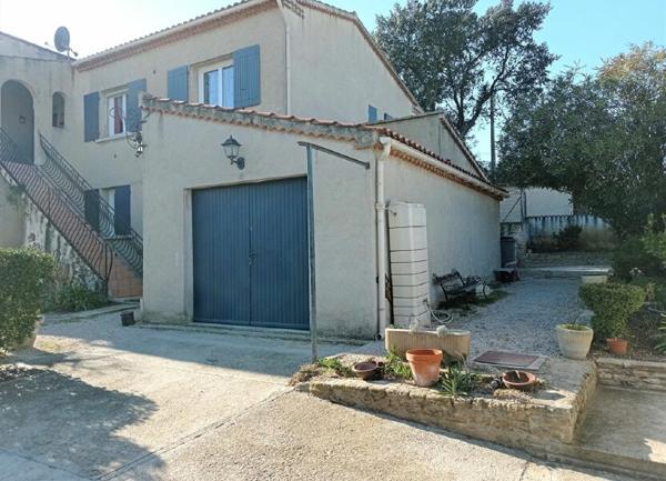 Maison à vendre    8 pièces •  Roquemaure