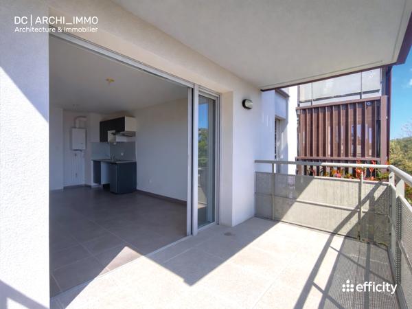Appartement
         2 pièces
        - 40 m² Exclusivité 150 000 € *