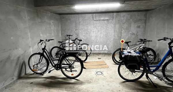 À vendre Studio 26.71 m² - Poitiers 86000