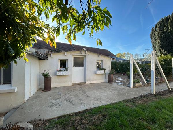 EXCLUSIVITÉ - MAISON DE 6 PIECES A VENDRE A PLAISIR  - LES GÂTINES